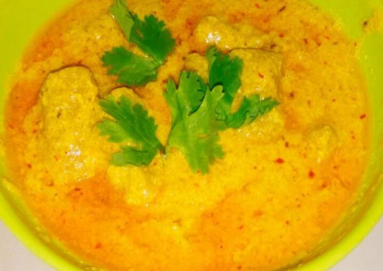 Besan gatta curry