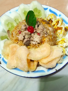 Foto resep Nasi Goreng gunung tuna😅😅