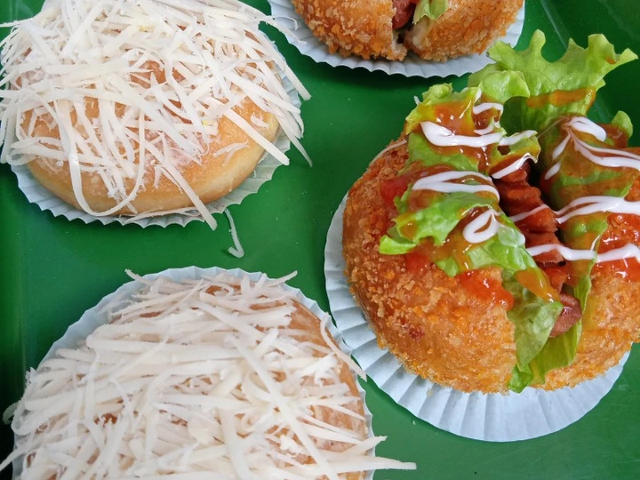 Langkah Mudah untuk Membikin Resep Roti Goreng Jabrik dan Donat Sosis yang Lezat Anti Ribet, Uenak Banget