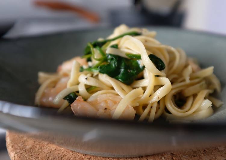 Steps to Make Super Quick Homemade Shrimp Scampi Linguine