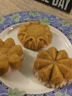 A picture of Strawberry shortcake mini cheesecakes.