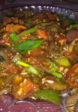 A picture of Chilli chicken semi gravy.