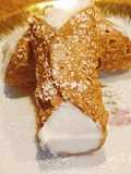 Cannoli Siciliani con Ricotta di Pecora