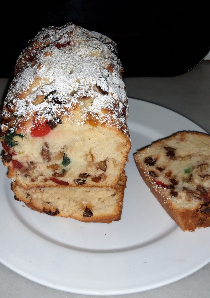 Una foto de Plum cake de pasas y fruta confitada