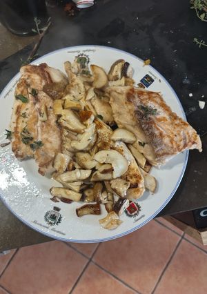 Foto di Ricciola ai funghi porcini