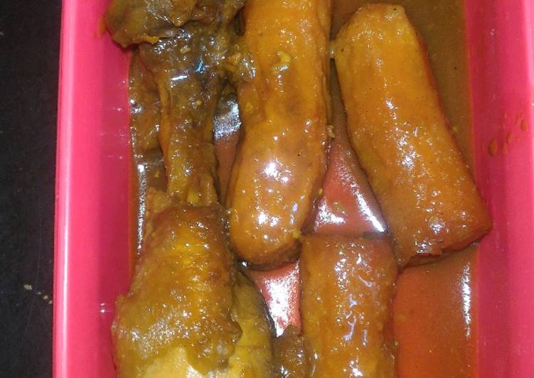 Ayam dan sosis bumbu kecap buat bekal sekolah anak