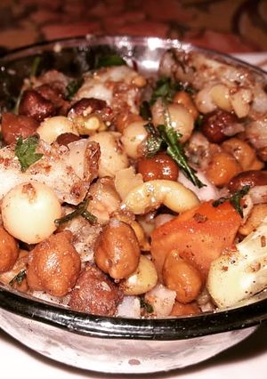 আলু কাবলি(Aloo kabli recipe in bengali) রেসিপির প্রধান ছবি
