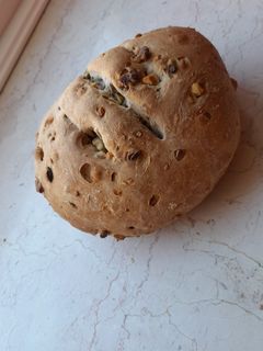 A picture of Nut bread.
