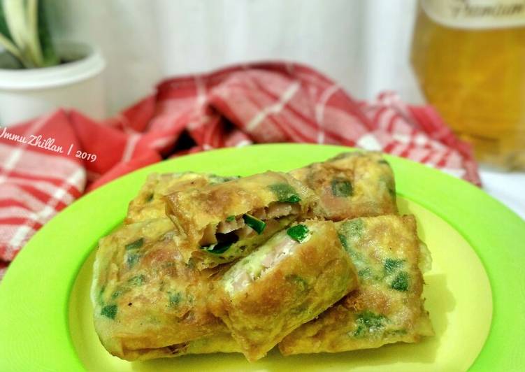 Martabak Telor Mini Isi Sosis