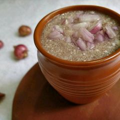 A picture of Ragi Koozh.