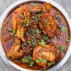 A picture of Hyderabadi Chicken Masala.