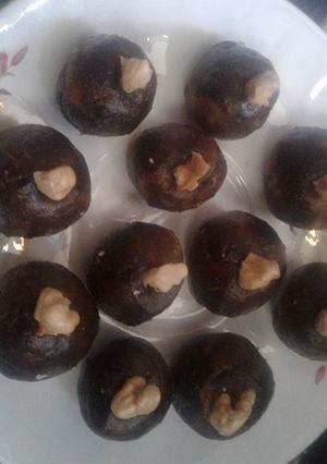 عکسی از دستور رنگینک خرما (حلوا توپی)