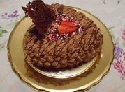 Una foto de pastel de chocolate