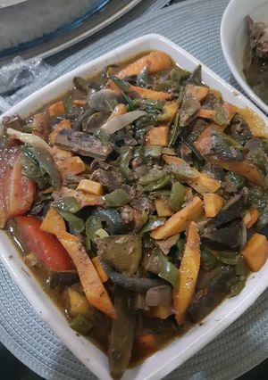 A picture of Liver and beef Sauce.