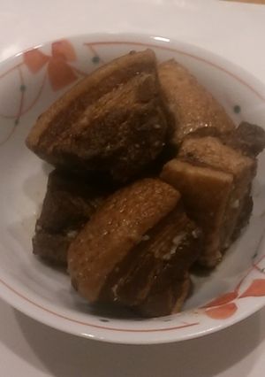 A picture of Easy slow cooked pork in cola with electric pot.
