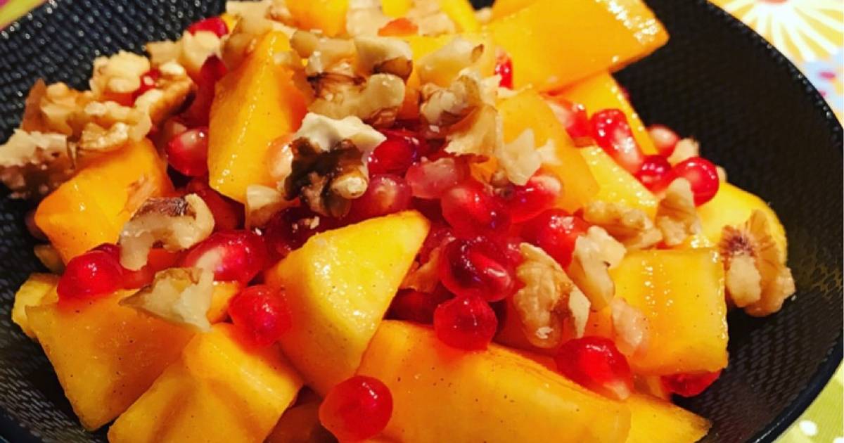 Herbstlicher Granatapfel-Kaki-Salat 🍂 Rezept von himmlisch_leicht - Cookpad