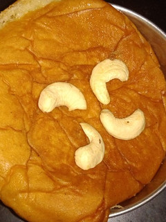பட்டர் பன்(Butter bun recipe in tamil) செய்முறை முக்கிய புகைப்படம்