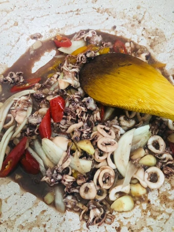 Cara Gampang Membikin Resep Cumi saos tiram yang Bikin Ngiler Anti Ribet, Menggugah Selera