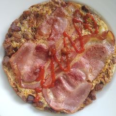Omelette with pork crackling and bacon A picture of Omelette with pork crackling and bacon.