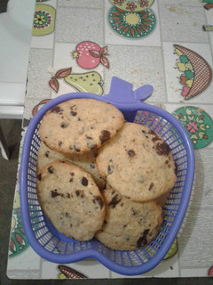Una foto de Cookies con chispas de chocolate!!