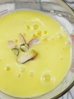 A picture of Mango Lassi.