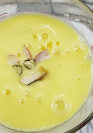 A picture of Mango Lassi.