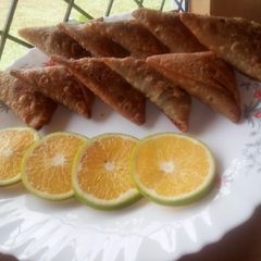 A picture of Samosa's (dengu fillings)#Themechallenge.