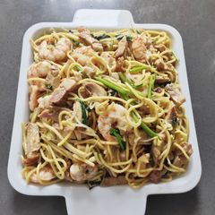 A picture of Sauteed Yellow Fresh Noodle.