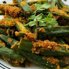 A picture of Besan wali Bhindi.