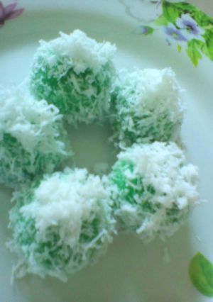 Foto resep Klepon ketan cemilan untuk suami tadi pagi