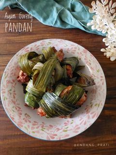 Foto resep Ayam Goreng Pandan