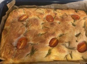 Foto de Focaccia de Tomate e Alecrim