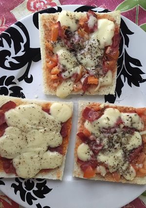 Foto resep Roti topping Smoked Beef Mozarella