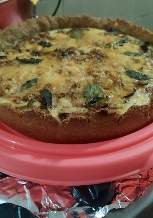 Foto de Quiche ovolacto de legumes e recheio de inhame e batata doce
