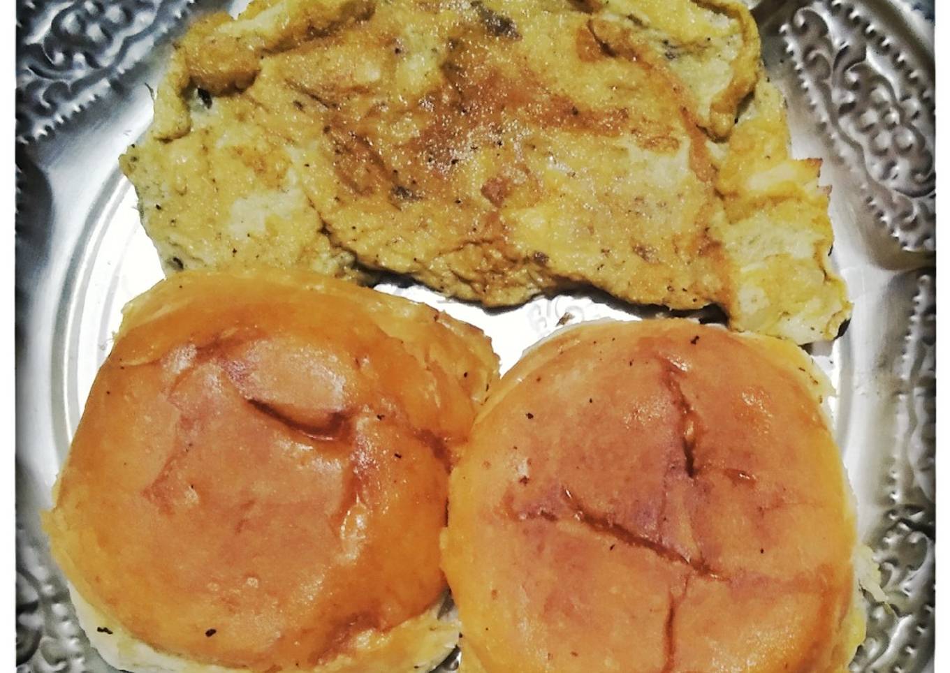 Pav omelette
