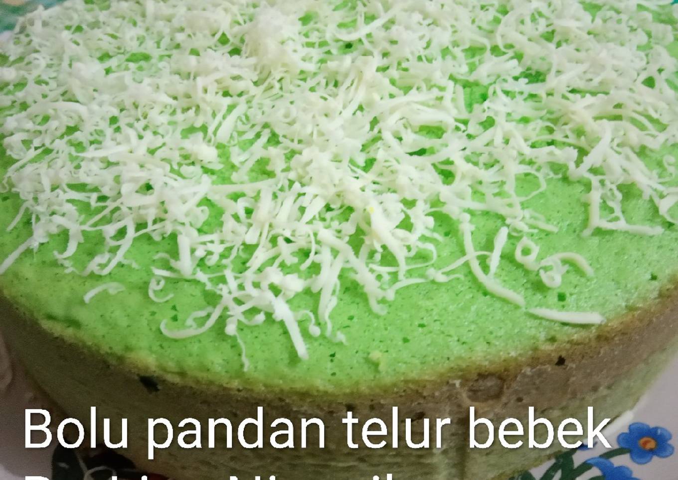 Bolu pandan telur bebek