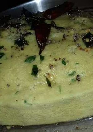 A picture of Fresh methi leaves dhokla.