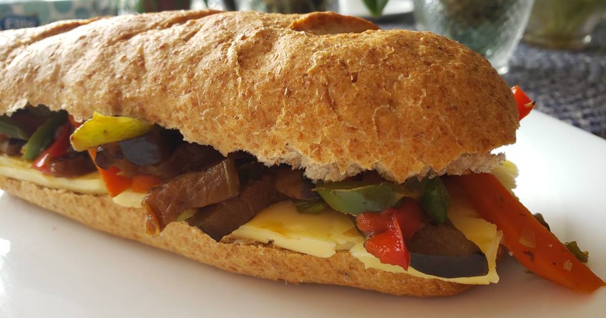 Sándwich De Queso Con Salteado De Vegetales En Pan Integral Receta De Javiana Cookpad 4382