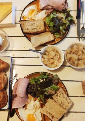 Une photo de 🌺 Brunch royal morning !