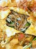 Pad Thai with Shrimp and Toppings