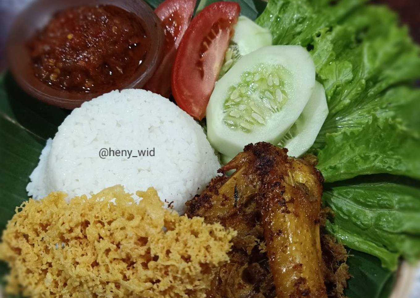 Cara Gampang Membuat Ayam Goreng Lengkuas + Kremes Anti Gagal