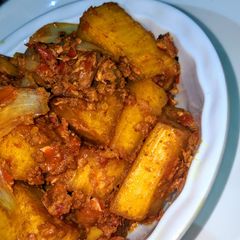A picture of Stir fried yam.