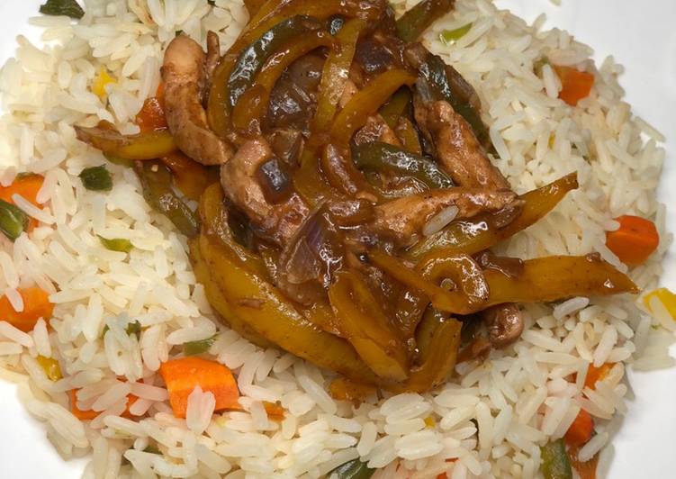 Vegetable rice and chicken stir fry