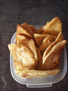Una foto de Chipa cuerito (así llamamos en el norte a la torta frita)