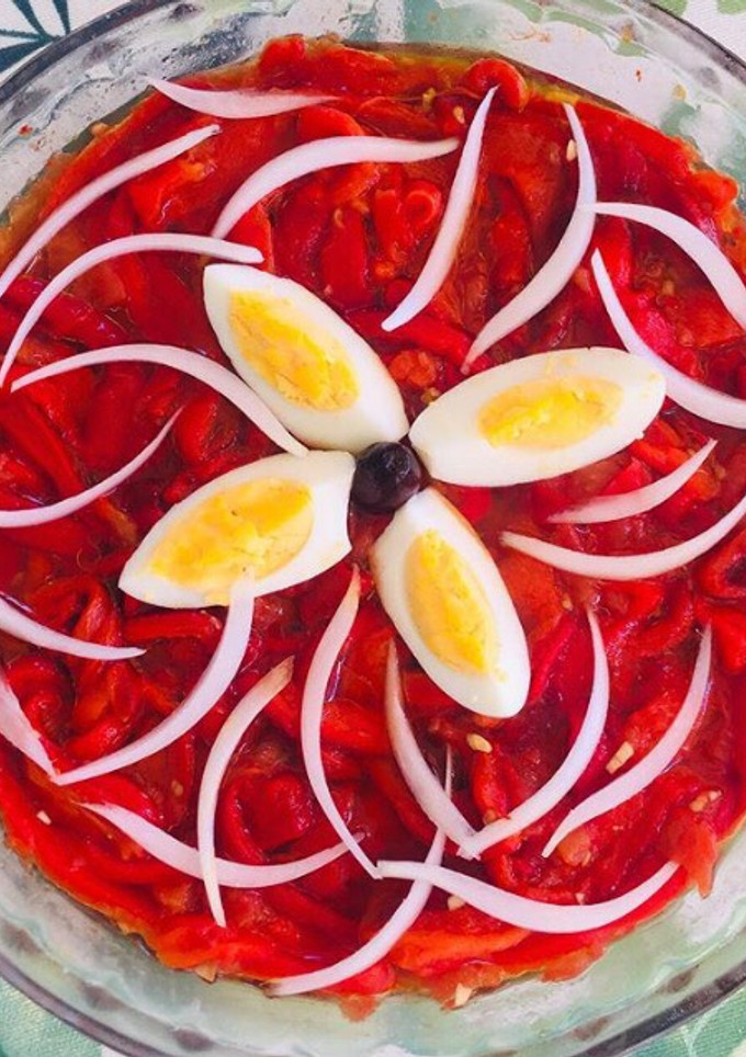 Una foto de Zorongollo (Ensalada de pimientos extremeña)