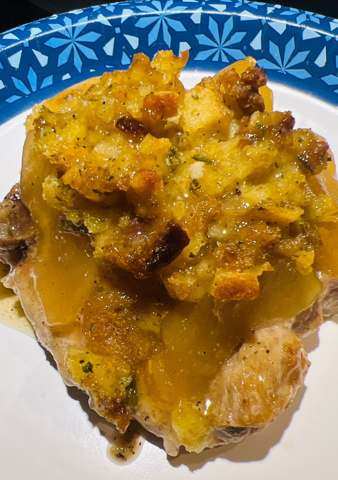 A picture of Apple 🍎 Pie Pork Chops with Stuffing.