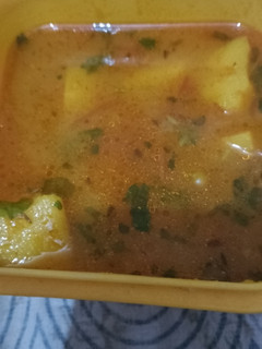 आलू टमाटर की सब्जी (Aloo Tamatar ki sabzi recipe in hindi) रेसिपी मुख्य फोटो
