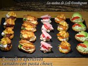Una foto de canapes dulces sin hornear