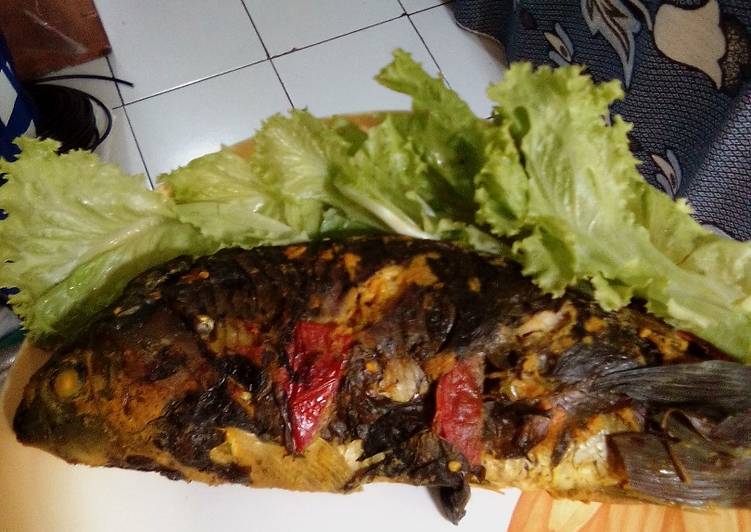 Bahan-bahan Pepes ikan mas yang enak Untuk Jualan