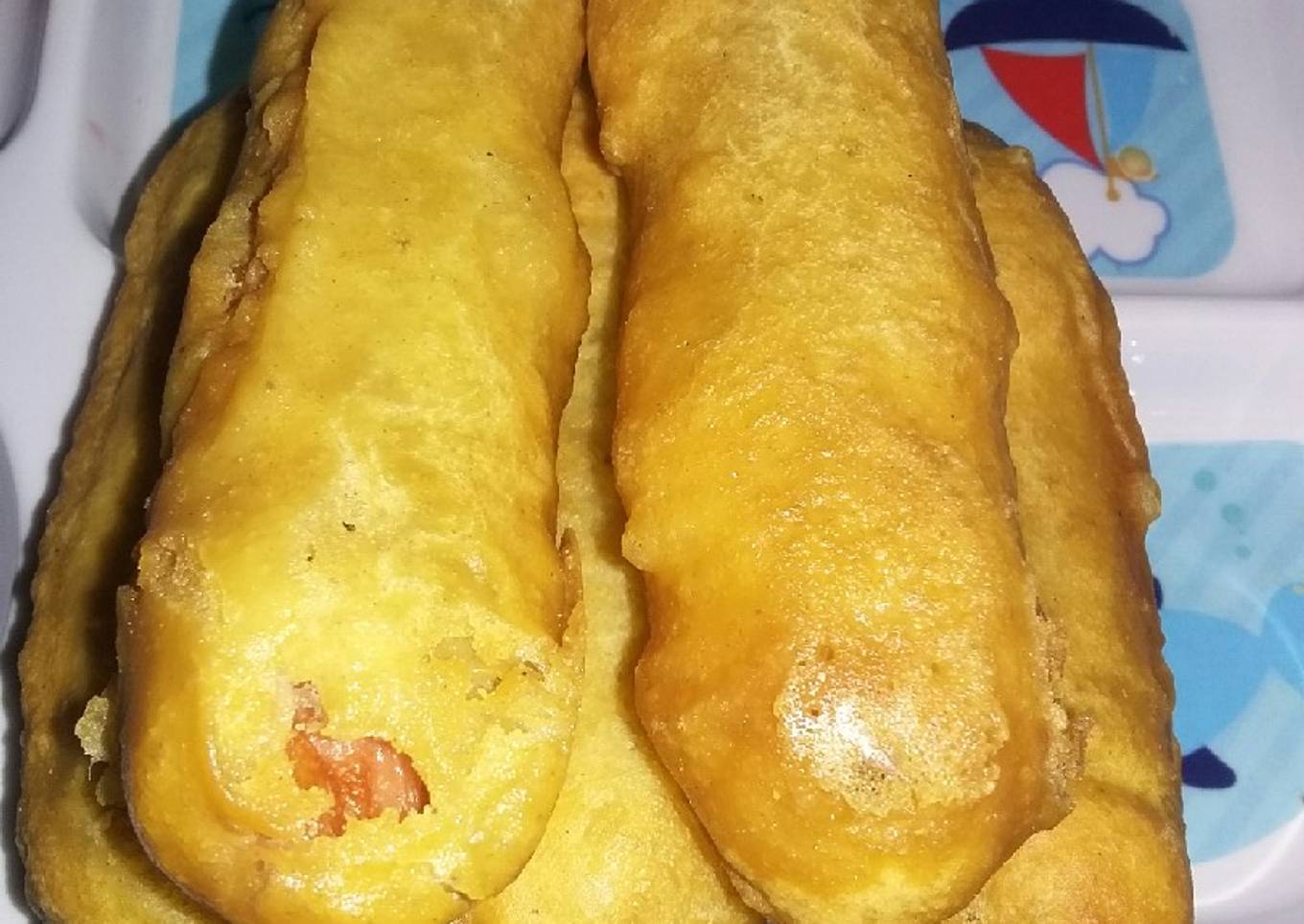 Corn dogs. (banderillas)